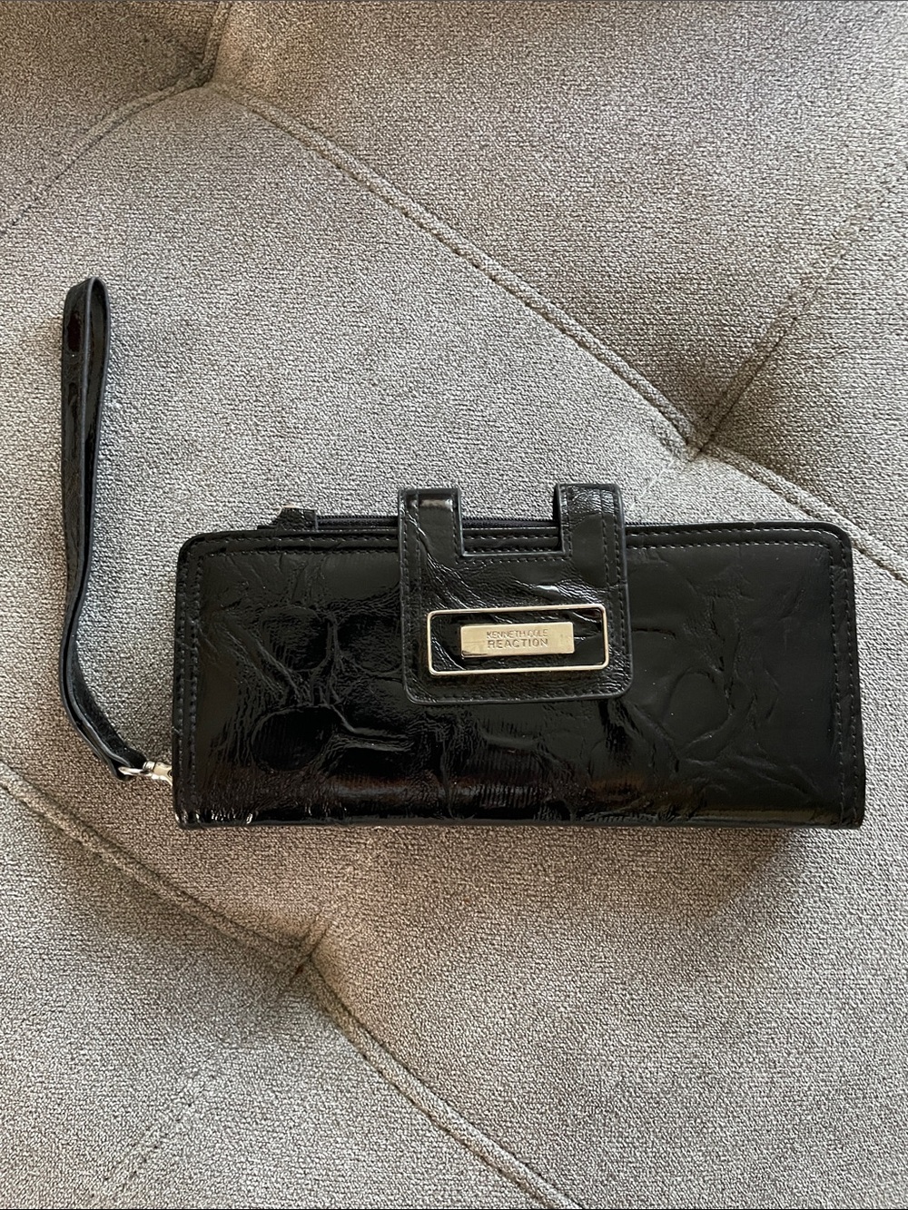 Kenneth Cole Reaction Black Patent Croc-Embossed Wristlet Wallet